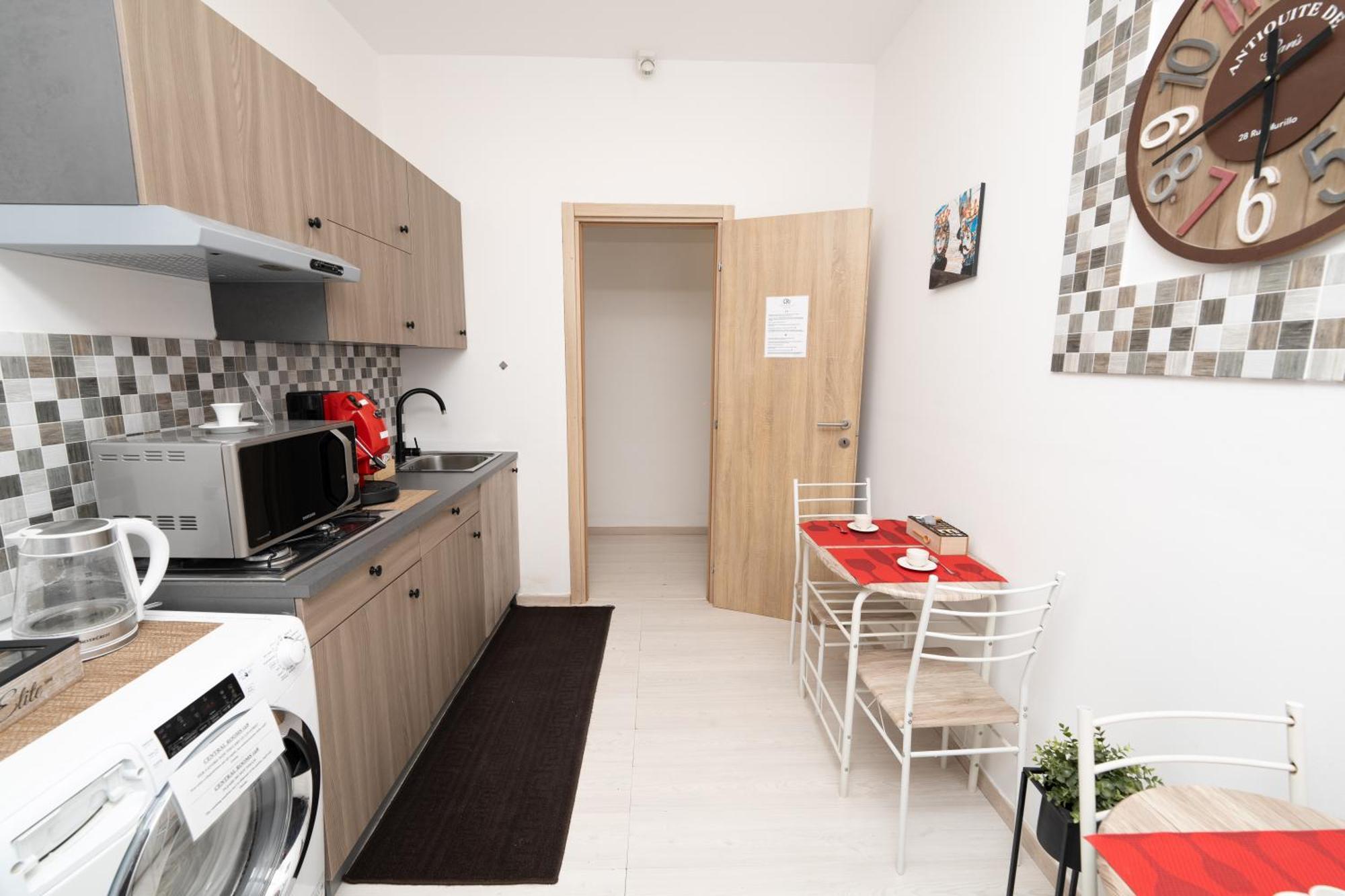 Central Rooms 128L Палермо Екстериор снимка