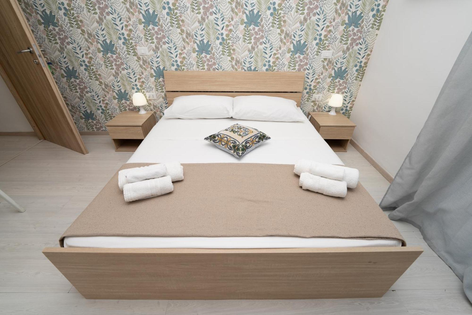 Central Rooms 128L Палермо Екстериор снимка