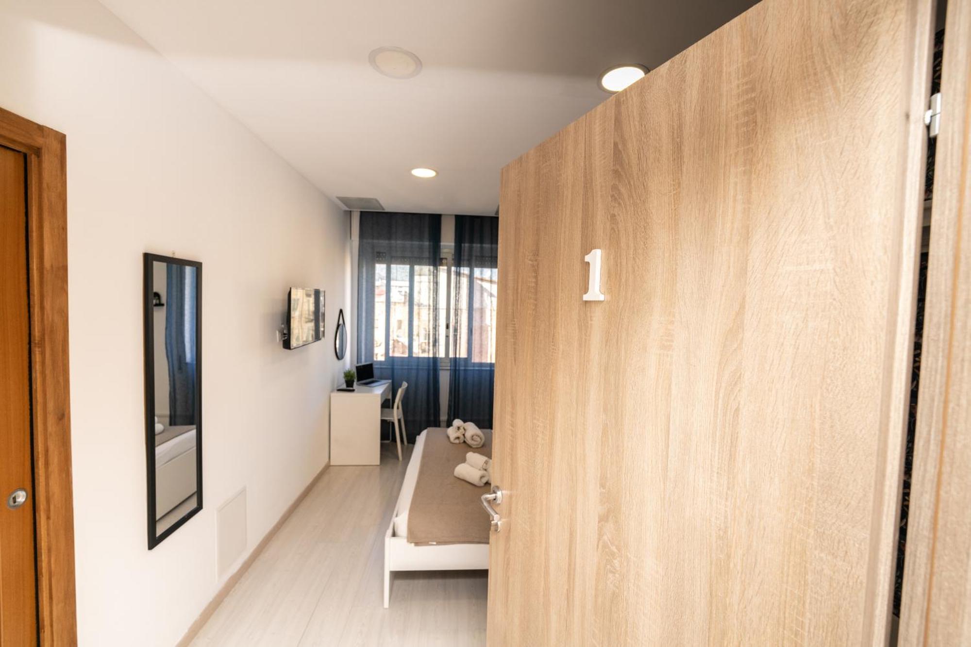 Central Rooms 128L Палермо Екстериор снимка