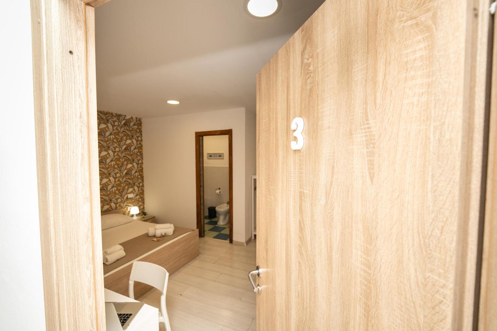 Central Rooms 128L Палермо Екстериор снимка